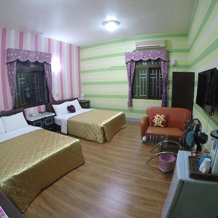 Reny Lake Warm Hostel Fanlu Екстериор снимка